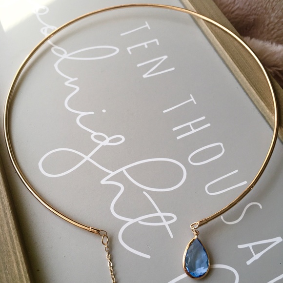 Crescent Moon and Jewel Collar Choker Necklace - Picture 5 of 8